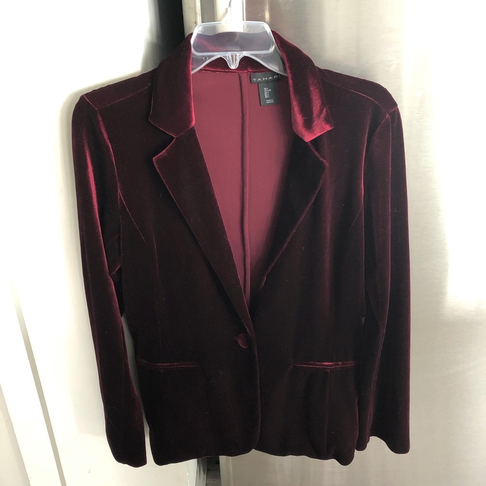 Velvet blazer in perfect condition